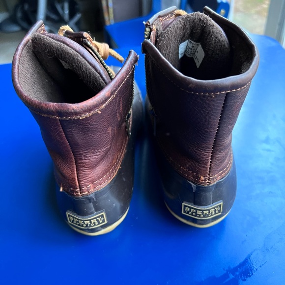 Sperry Duck Boots size 8 - Picture 2 of 3